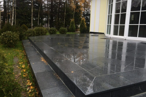 8d542c8ec595cc9063ba57e3871134e4