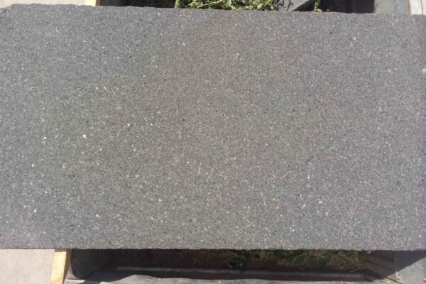 Chinese-Cheap-Black-Granite-Ken-Black-for-Paving-Stone-and-Step