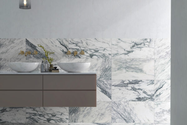 arabescato-classic-marble-tile-honed0-1699958927